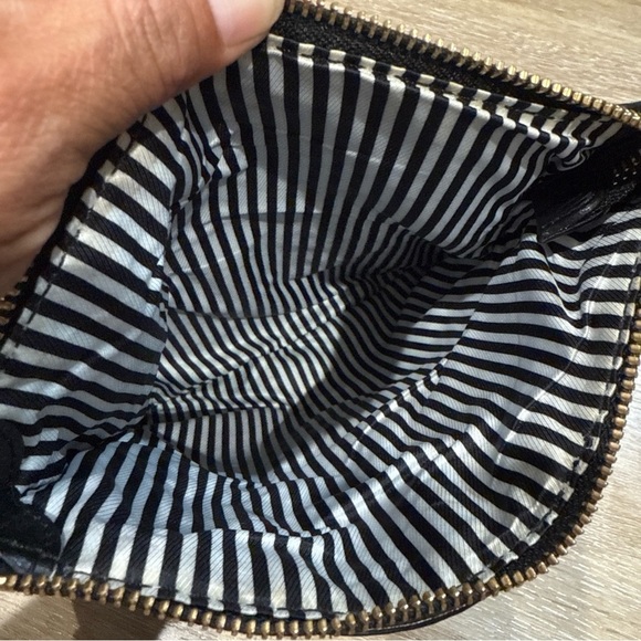 Kate Spade Black Crossbody Bag with Pebbled Leather - Picture 5 of 9